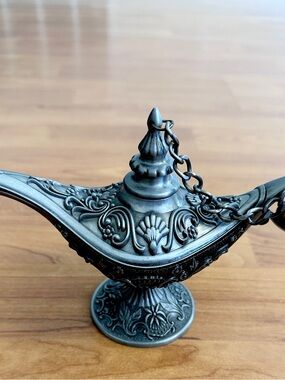 Ornate Decorative Genie Lamp - Antique Style Silver